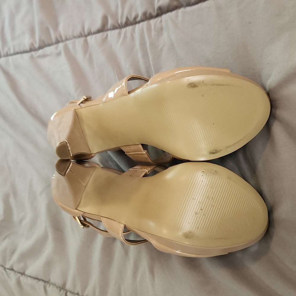 NWT Guess heels size 7 - Picture 5 of 7
